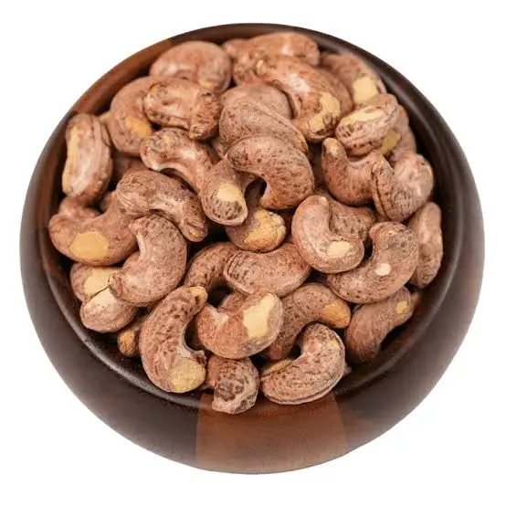 كاجو بالقشرة